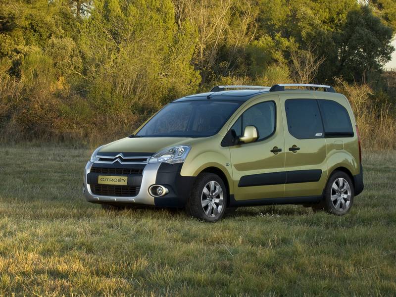 Фото автомобиля Citroen Berlingo минивэн
