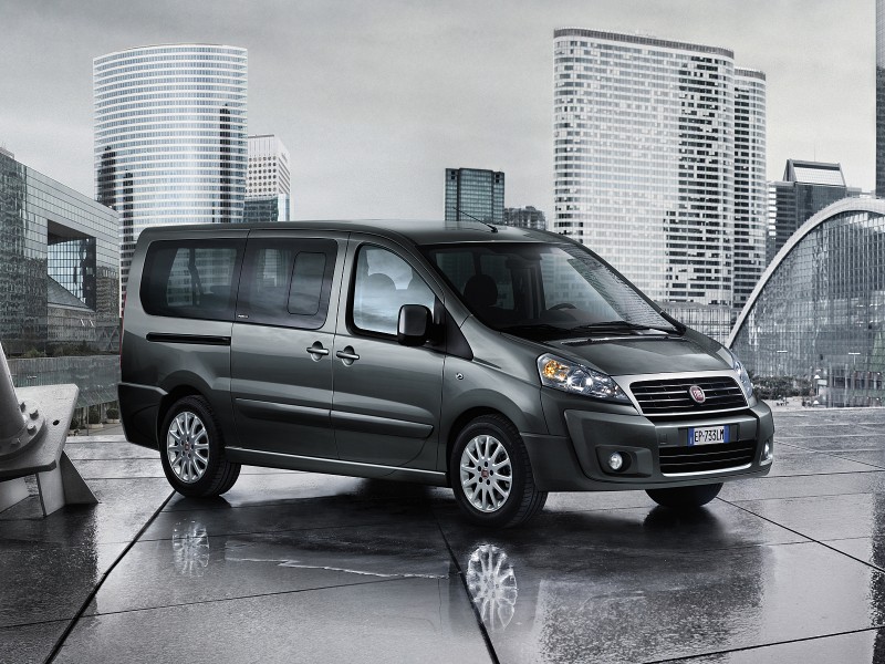 Фото автомобиля FIAT Scudo микроавтобус